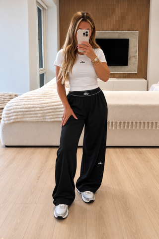 Black And White Set