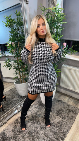 Dogtooth Pattern Knitted Jumper Dress